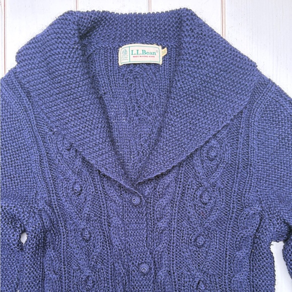 Vintage L.L. Bean Wool Cable Knit Cardigan - Picture 5 of 9